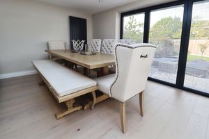 ASPEN CLOSE- click for photo gallery